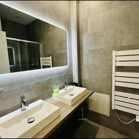 Remarkable 2-bed In